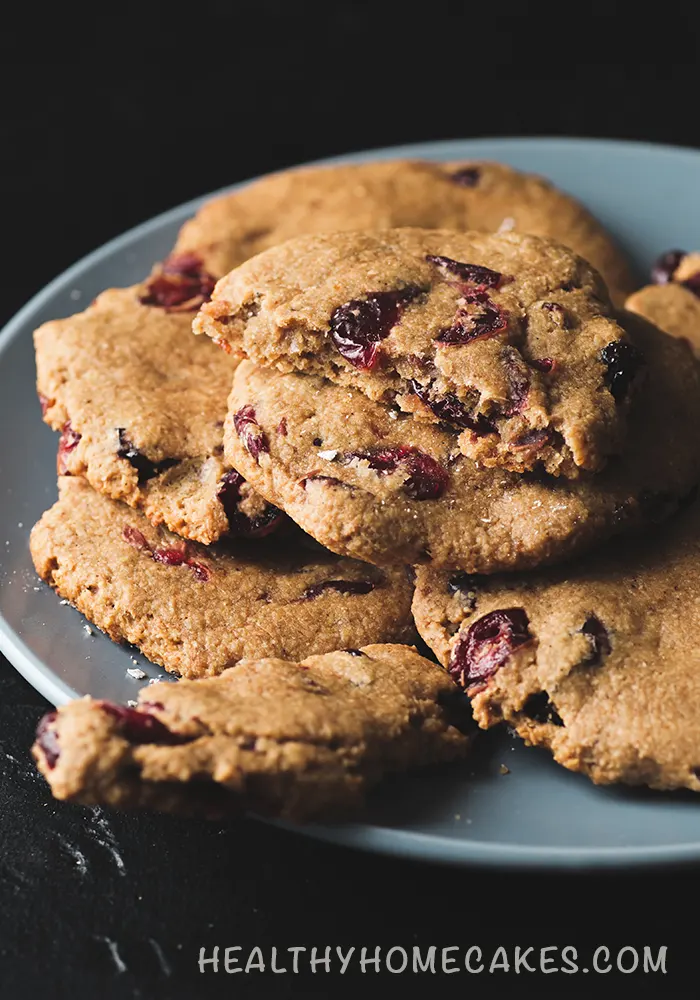 Banana Cranberry Oatmeal Cookies