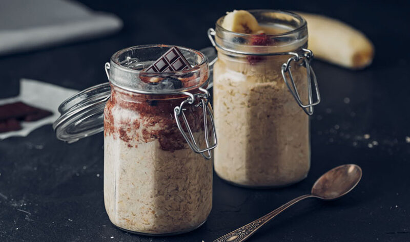 Breakfast overnight oats (Refined sugar free | Vegan)