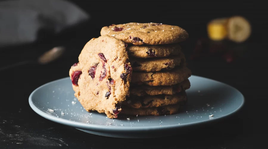 Banana Cranberry Oatmeal Cookies