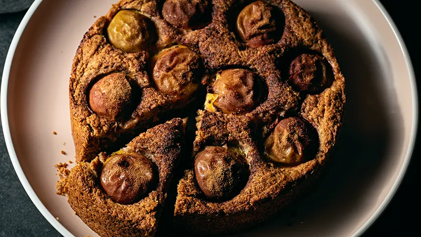 Vegan Plum Cake