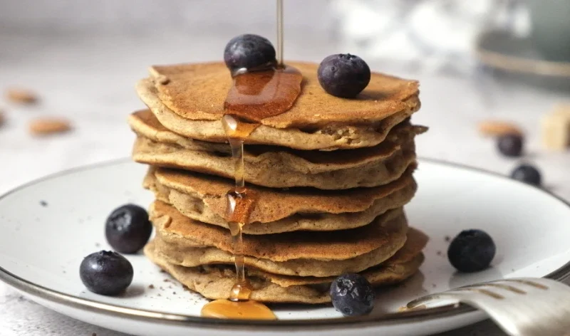 Oatmeal Pancakes with Cinnamon (Vegan | Gluten-Free)